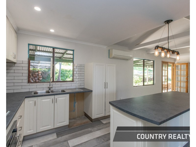 79 Horseshoe Road, Toodyay WA 6566
