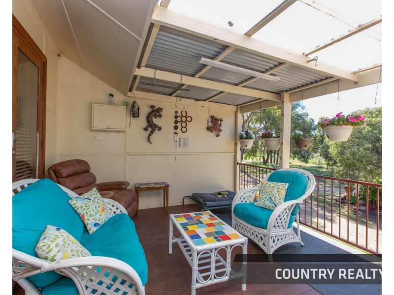 106 Leeder Road, Northam WA 6401