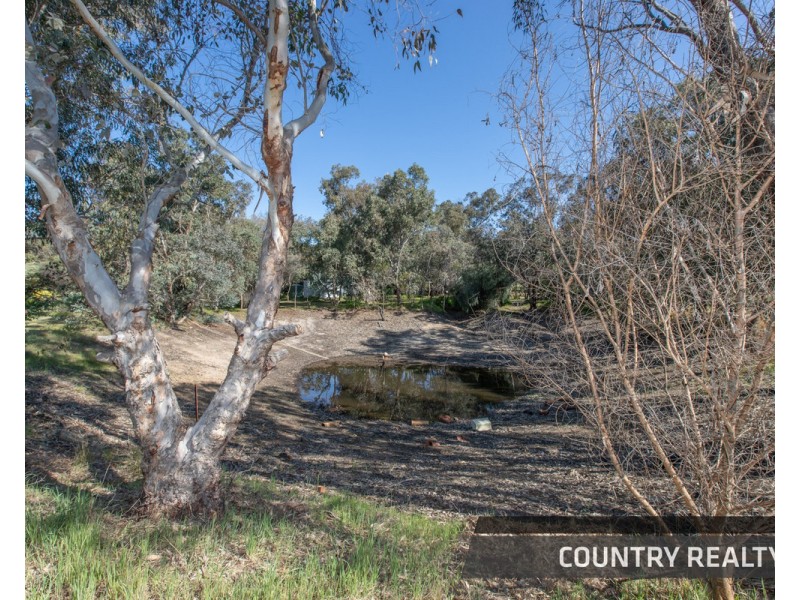 106 Leeder Road, Northam WA 6401