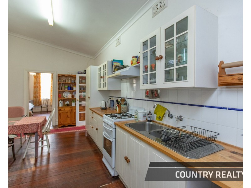 210 Wellington Street, Northam WA 6401