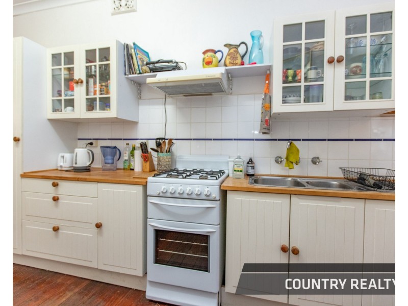 210 Wellington Street, Northam WA 6401