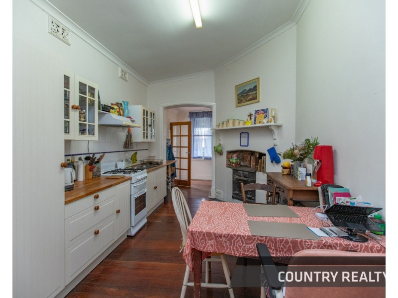 210 Wellington Street, Northam WA 6401