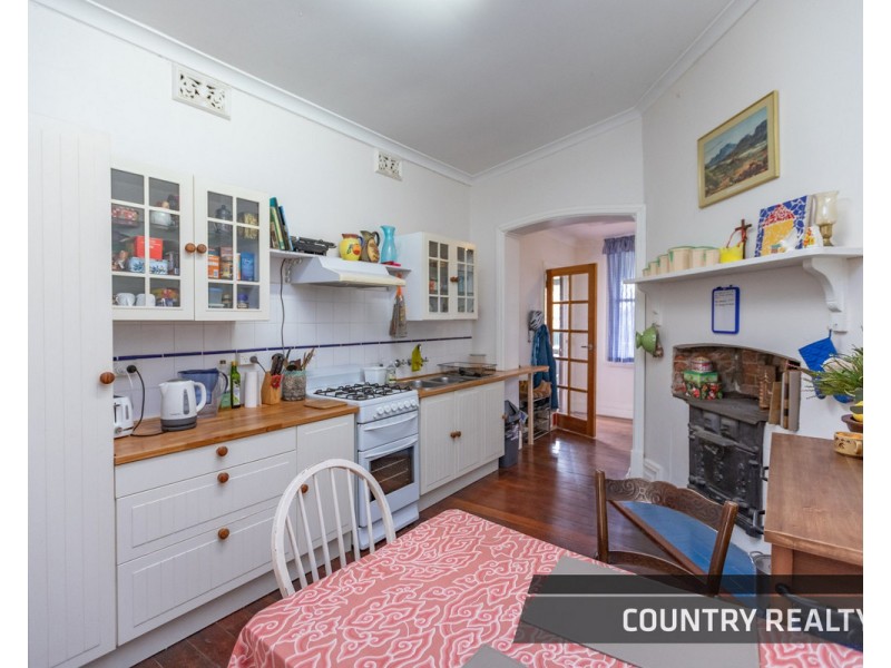 210 Wellington Street, Northam WA 6401