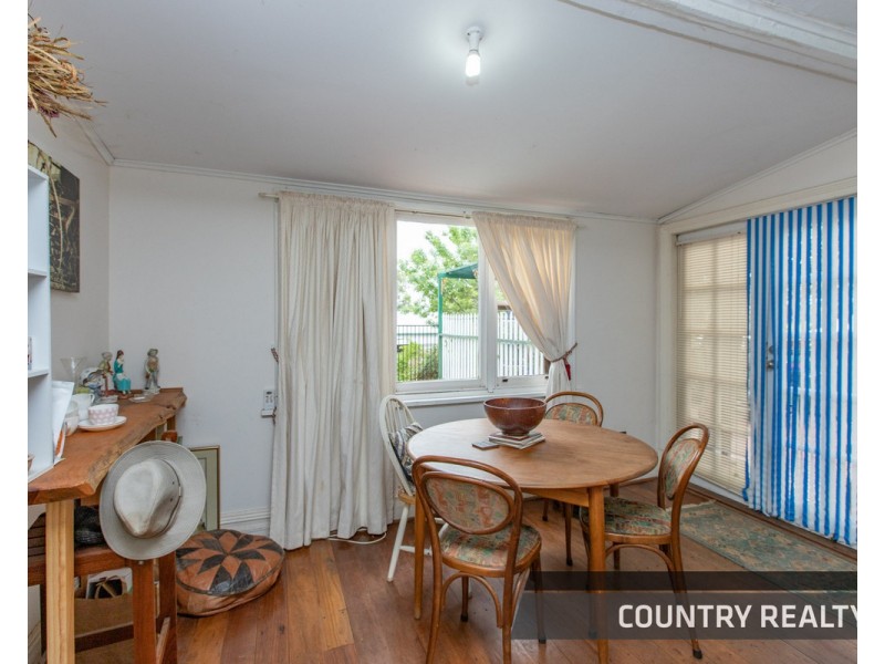 210 Wellington Street, Northam WA 6401