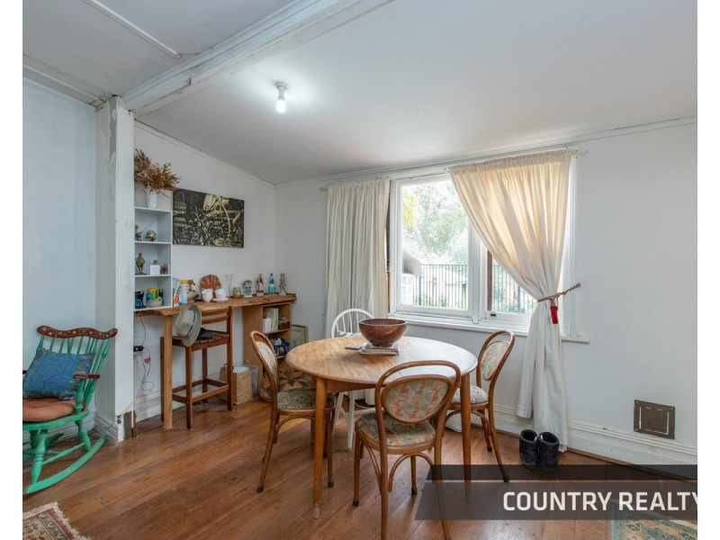 210 Wellington Street, Northam WA 6401