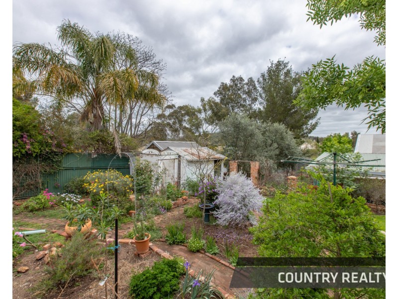 210 Wellington Street, Northam WA 6401