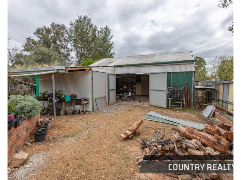 210 Wellington Street, Northam WA 6401