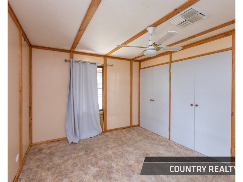 19 Radnor Road, York WA 6302