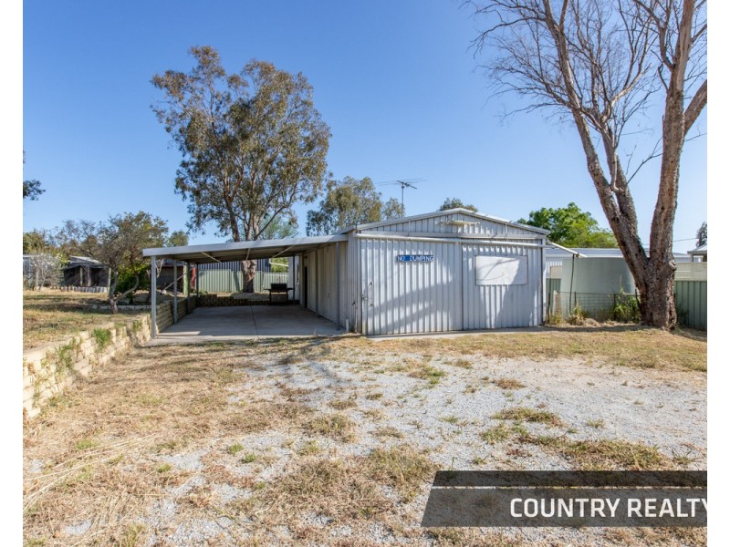 19 Radnor Road, York WA 6302