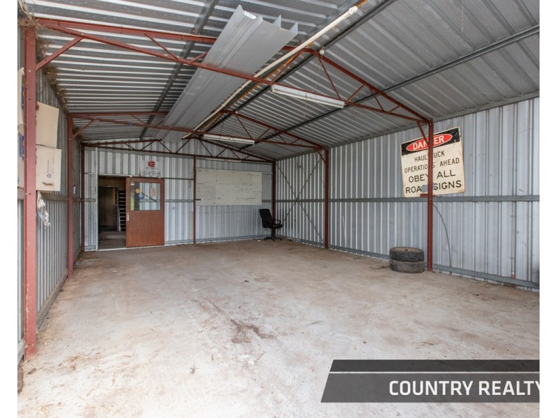 19 Radnor Road, York WA 6302