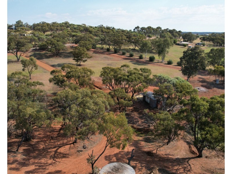 14 Ferguson Road, Toodyay WA 6566