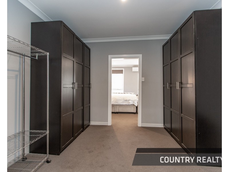 127 Mount Road, Toodyay WA 6566