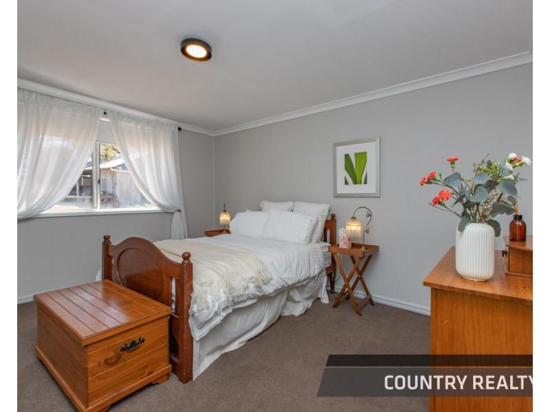 127 Mount Road, Toodyay WA 6566