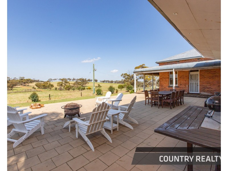 127 Mount Road, Toodyay WA 6566