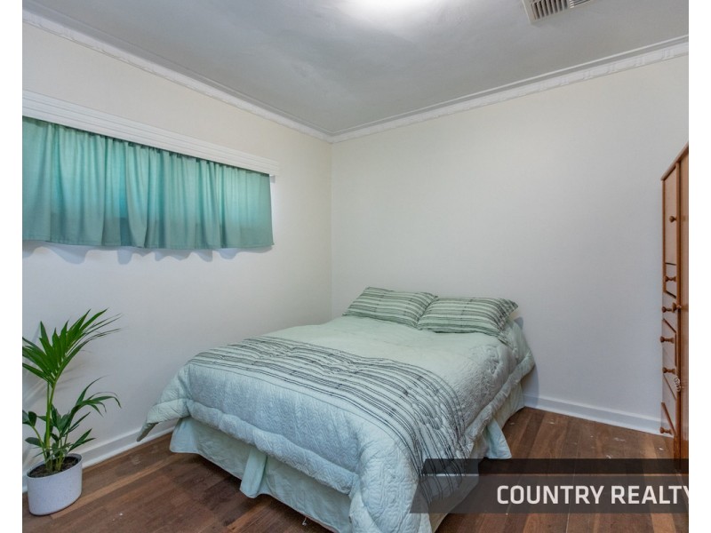 51 Suburban Road, Northam WA 6401