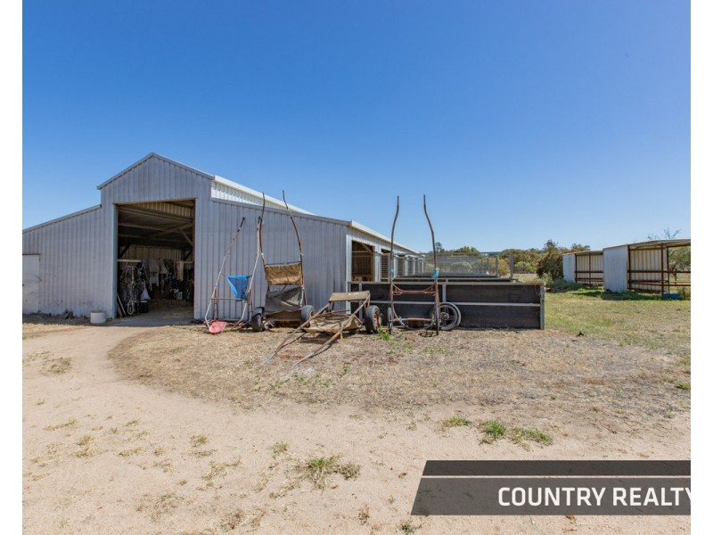 51 Suburban Road, Northam WA 6401