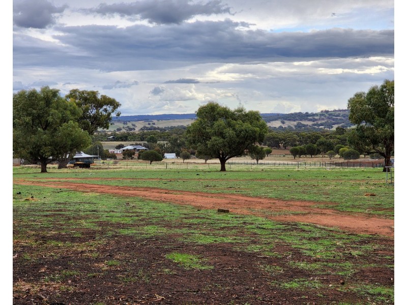 32 Second Road, Bejoording, Toodyay WA 6566