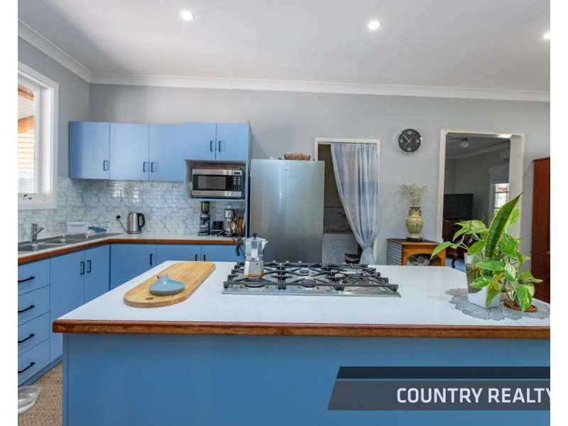 8 Leeder Road, Mokine, Northam WA 6401