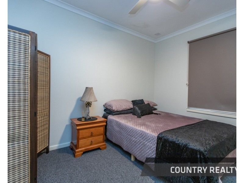 8 Leeder Road, Mokine, Northam WA 6401