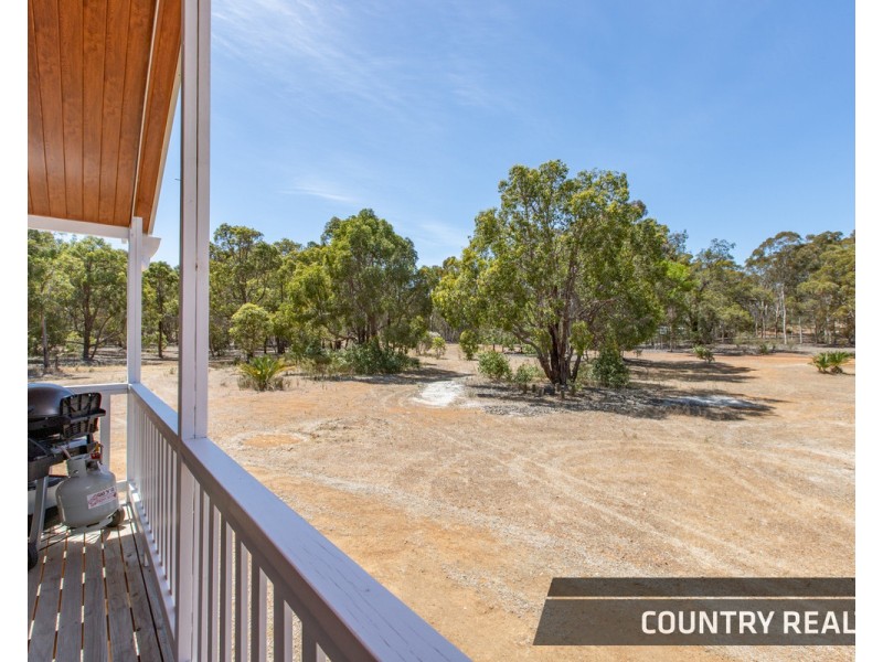74 White Gum Ridge, Toodyay WA 6566