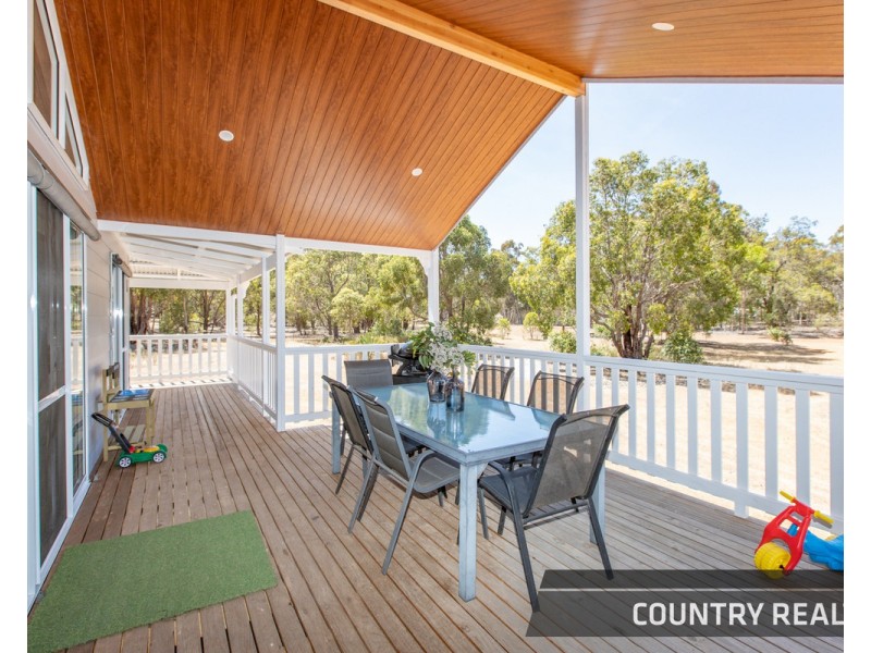 74 White Gum Ridge, Toodyay WA 6566
