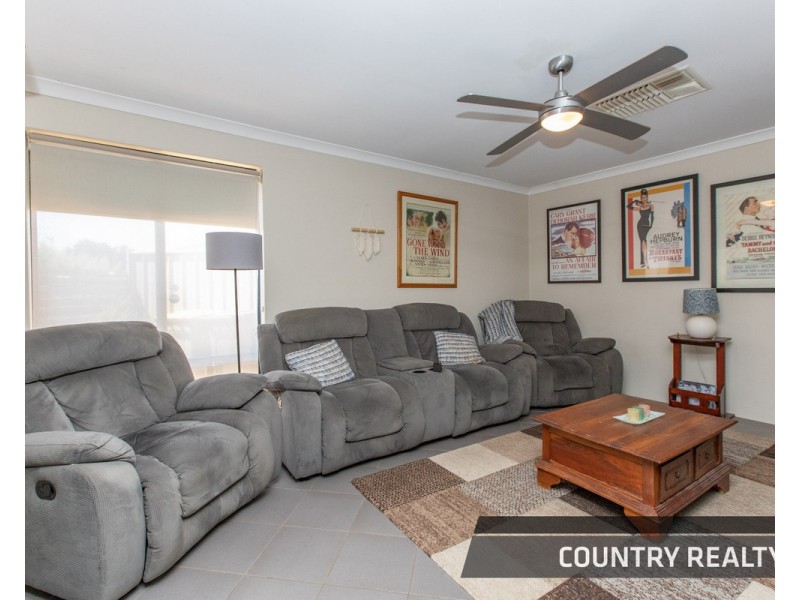 203 Duke Street West,, Northam WA 6401