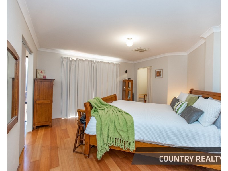 203 Duke Street West,, Northam WA 6401