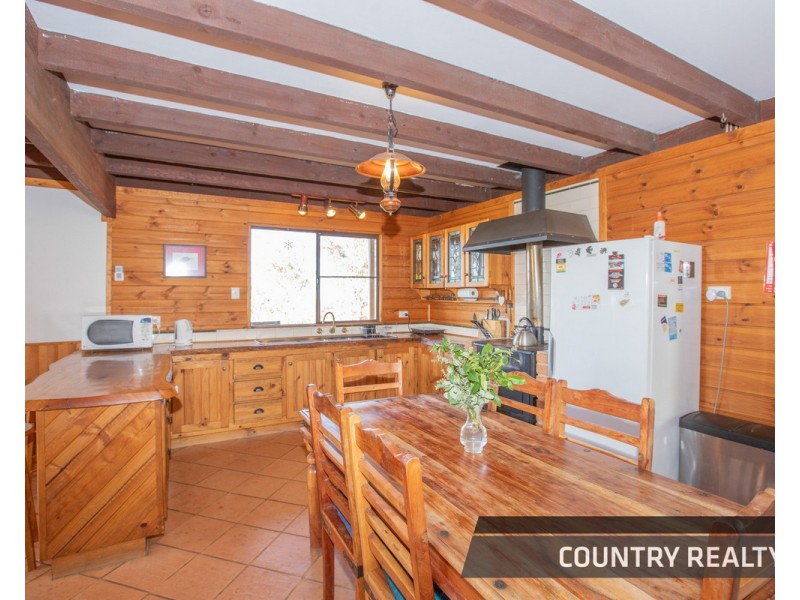 45 Adenanthus Road, Toodyay WA 6566