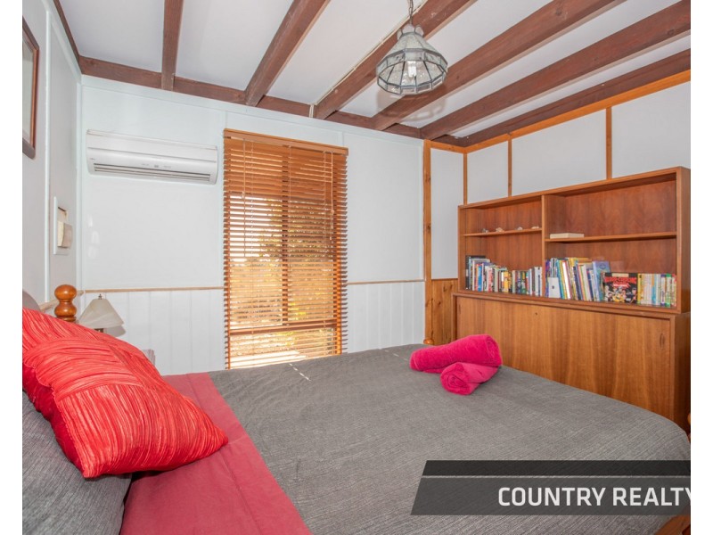 45 Adenanthus Road, Toodyay WA 6566