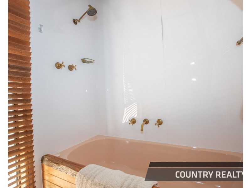 45 Adenanthus Road, Toodyay WA 6566