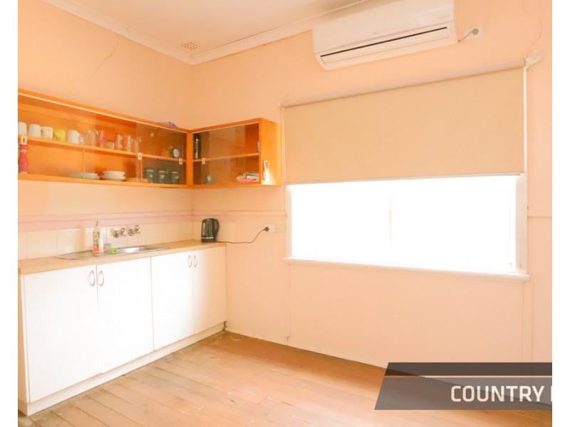 5 Withnell Street, Northam WA 6401