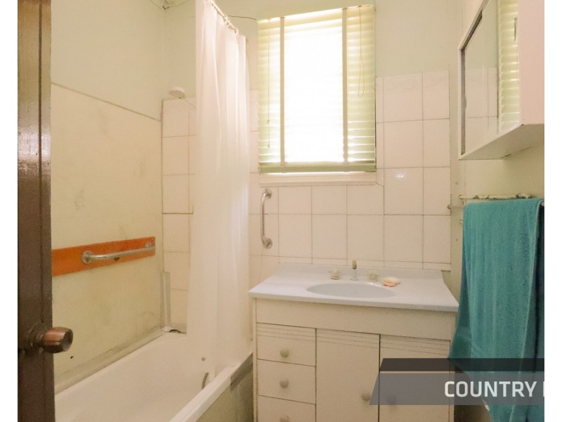 5 Withnell Street, Northam WA 6401