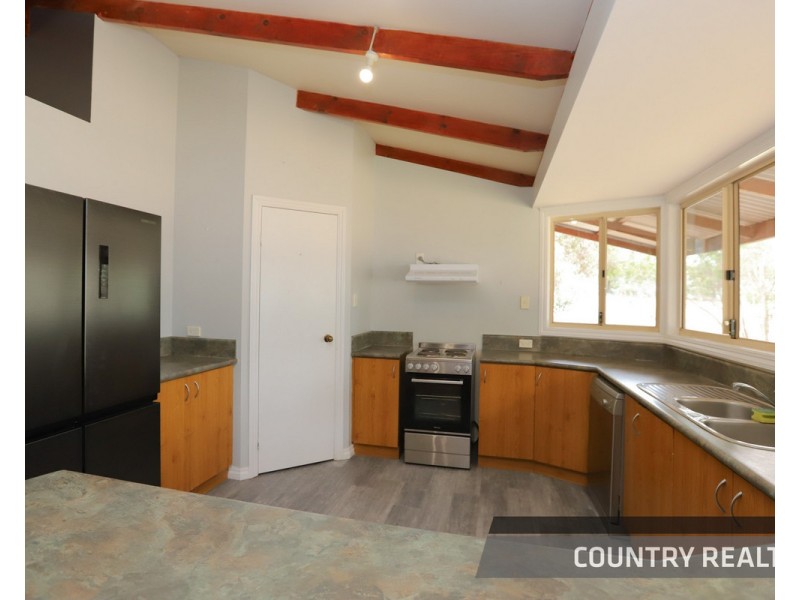 49 Hyde Drive, Wundowie WA 6560