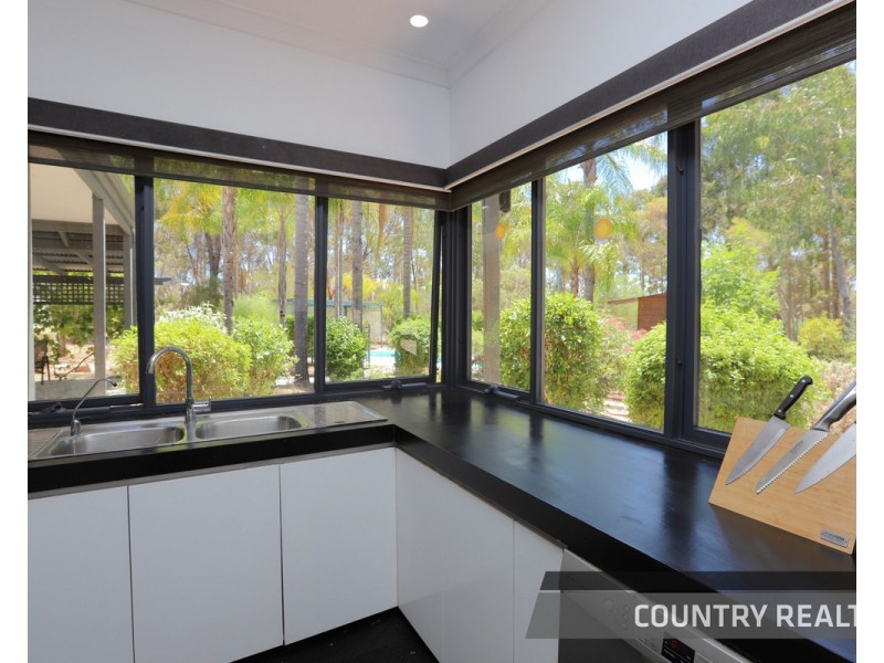 26 Hyde Drive, Wundowie WA 6560