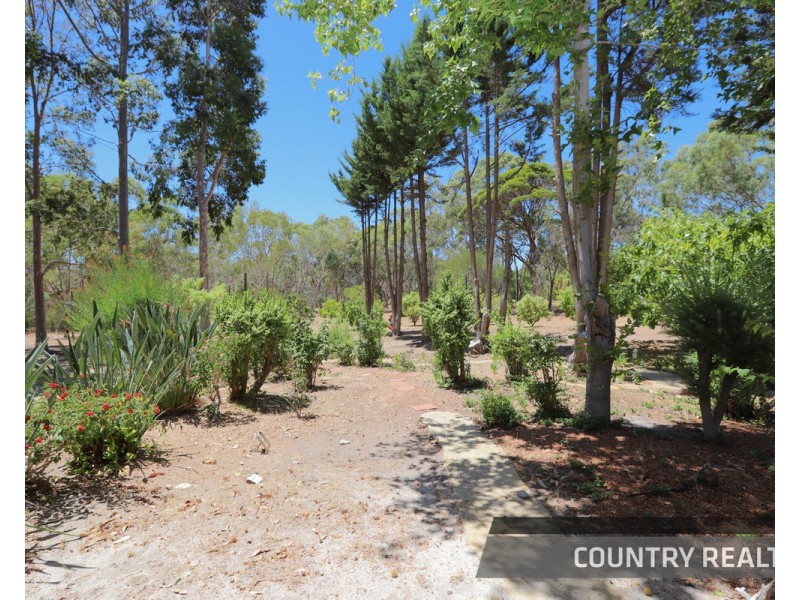 26 Hyde Drive, Wundowie WA 6560