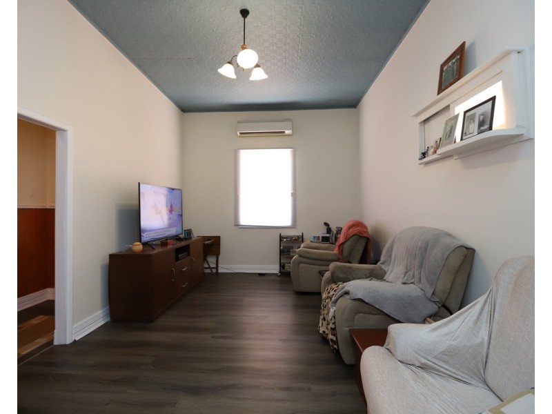 8A Rockett Street, Northam WA 6401