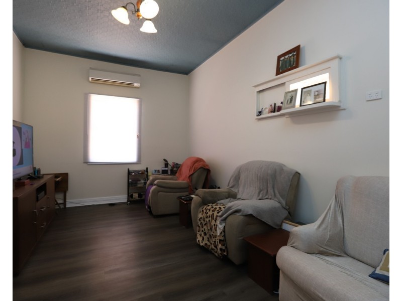 8A Rockett Street, Northam WA 6401