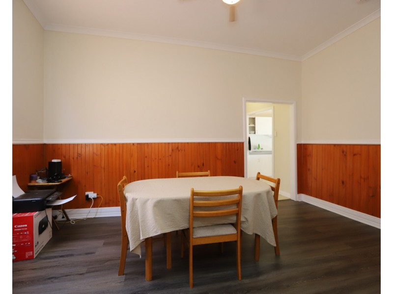 8A Rockett Street, Northam WA 6401