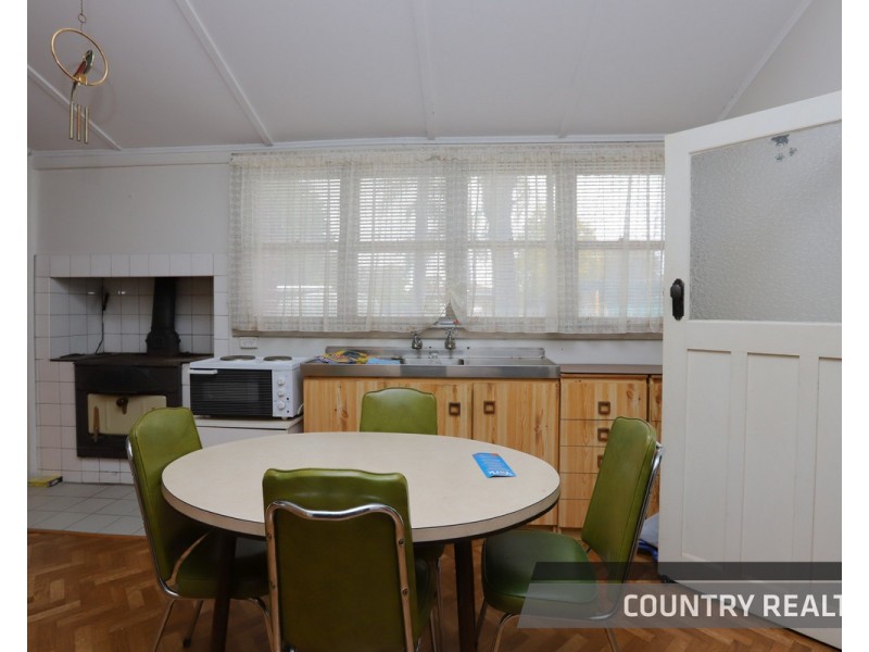 31 Georgiana Street, York WA 6302