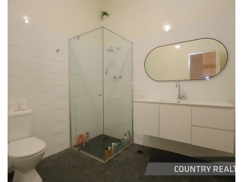 27 Croke Avenue, Northam WA 6401