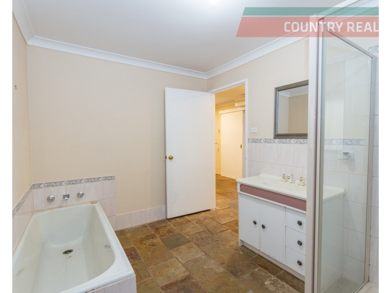 3 Cook Street, Northam WA 6401