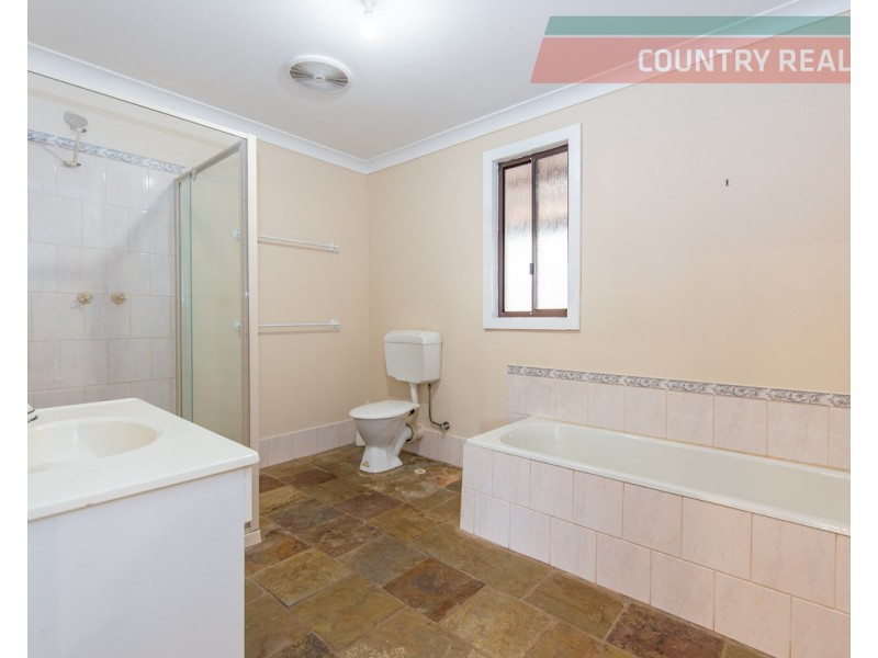 3 Cook Street, Northam WA 6401