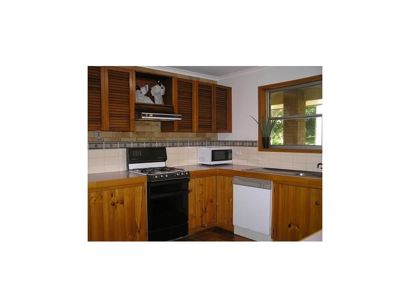 10 Kootenai Drive, North Tamborine QLD 4272