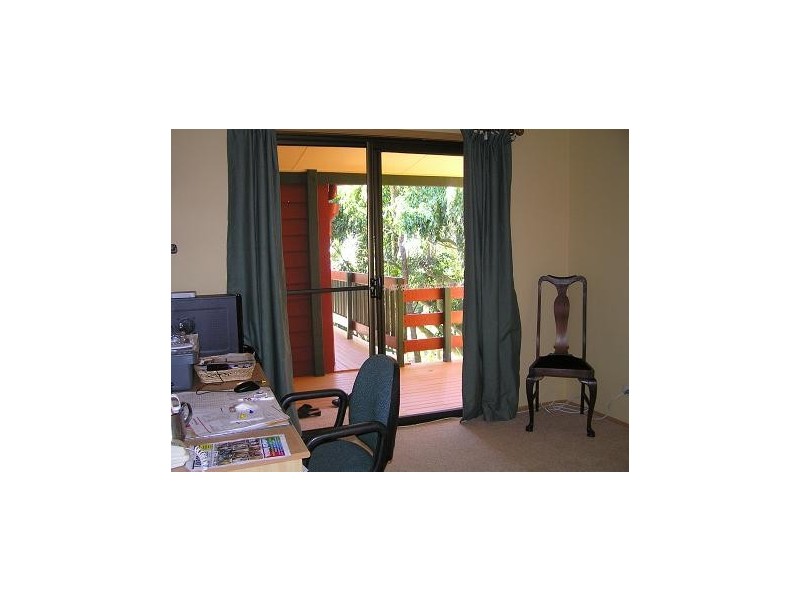 Eagle Heights QLD 4271