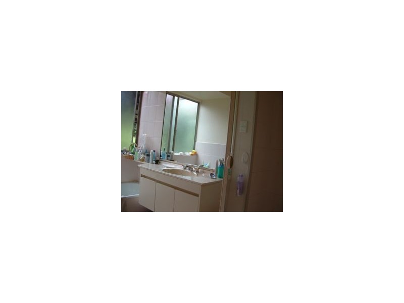 Eagle Heights QLD 4271
