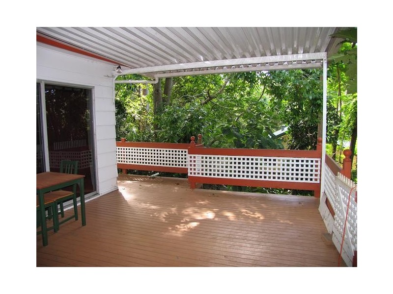 Eagle Heights QLD 4271