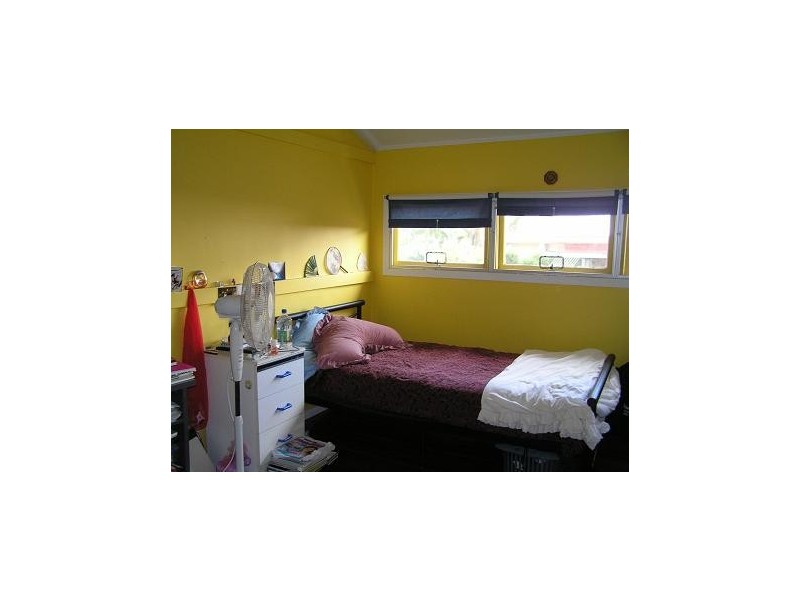 Eagle Heights QLD 4271