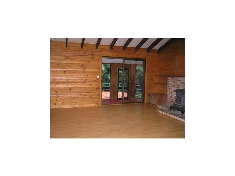 Eagle Heights QLD 4271