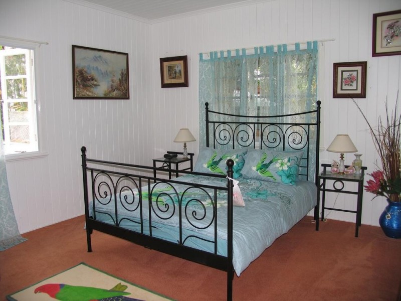 Eagle Heights QLD 4271