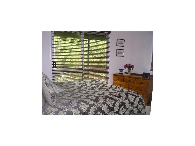 Eagle Heights QLD 4271